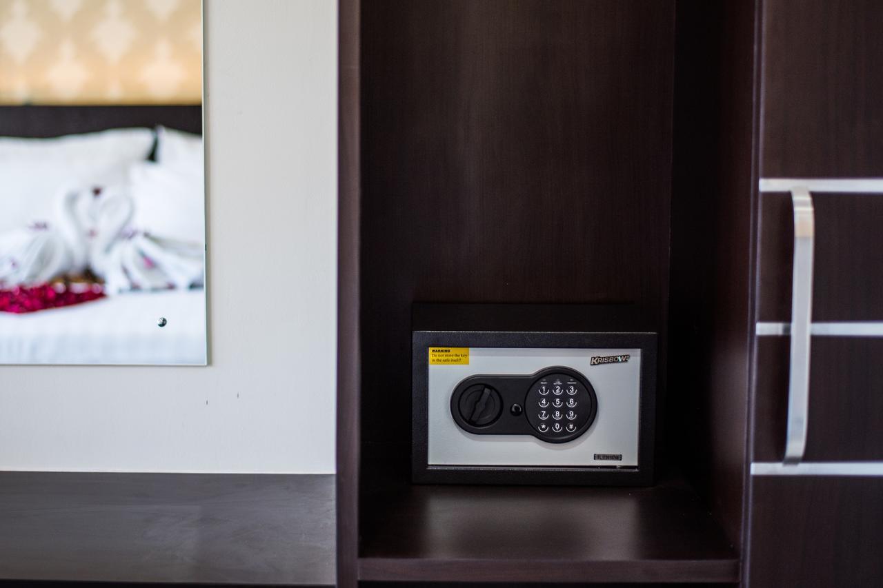 Legian Bisma Suite Кута Екстериор снимка