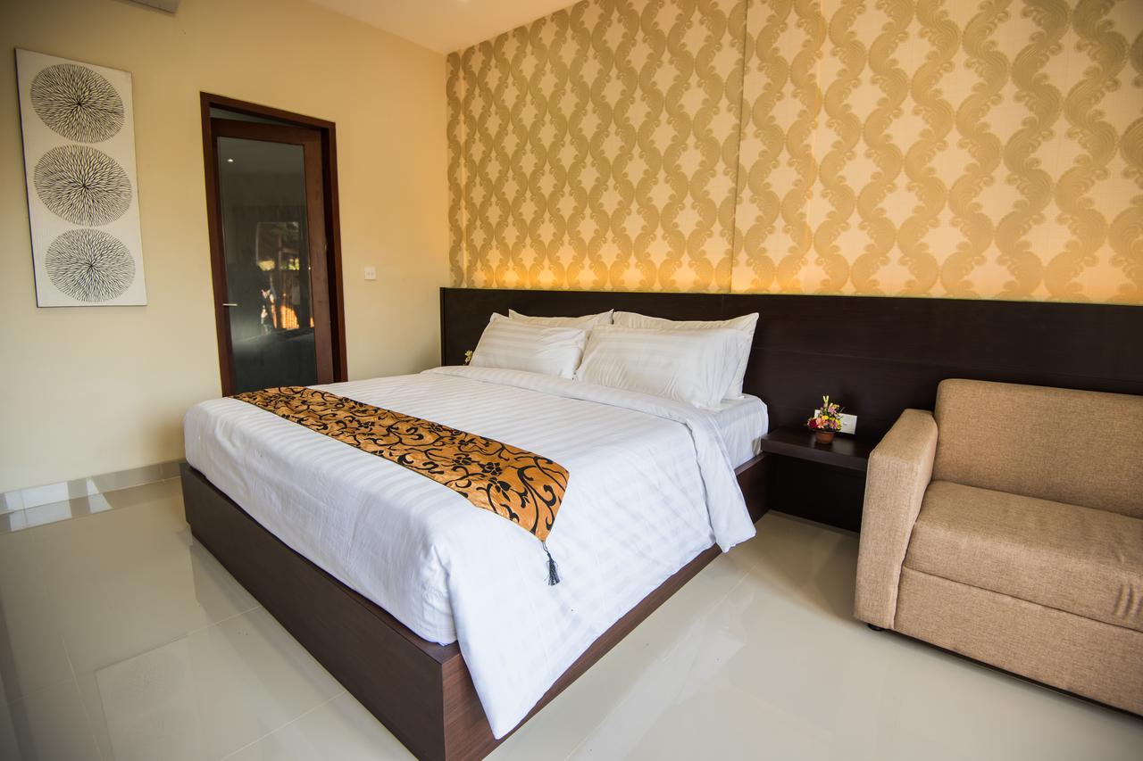 Legian Bisma Suite Кута Екстериор снимка