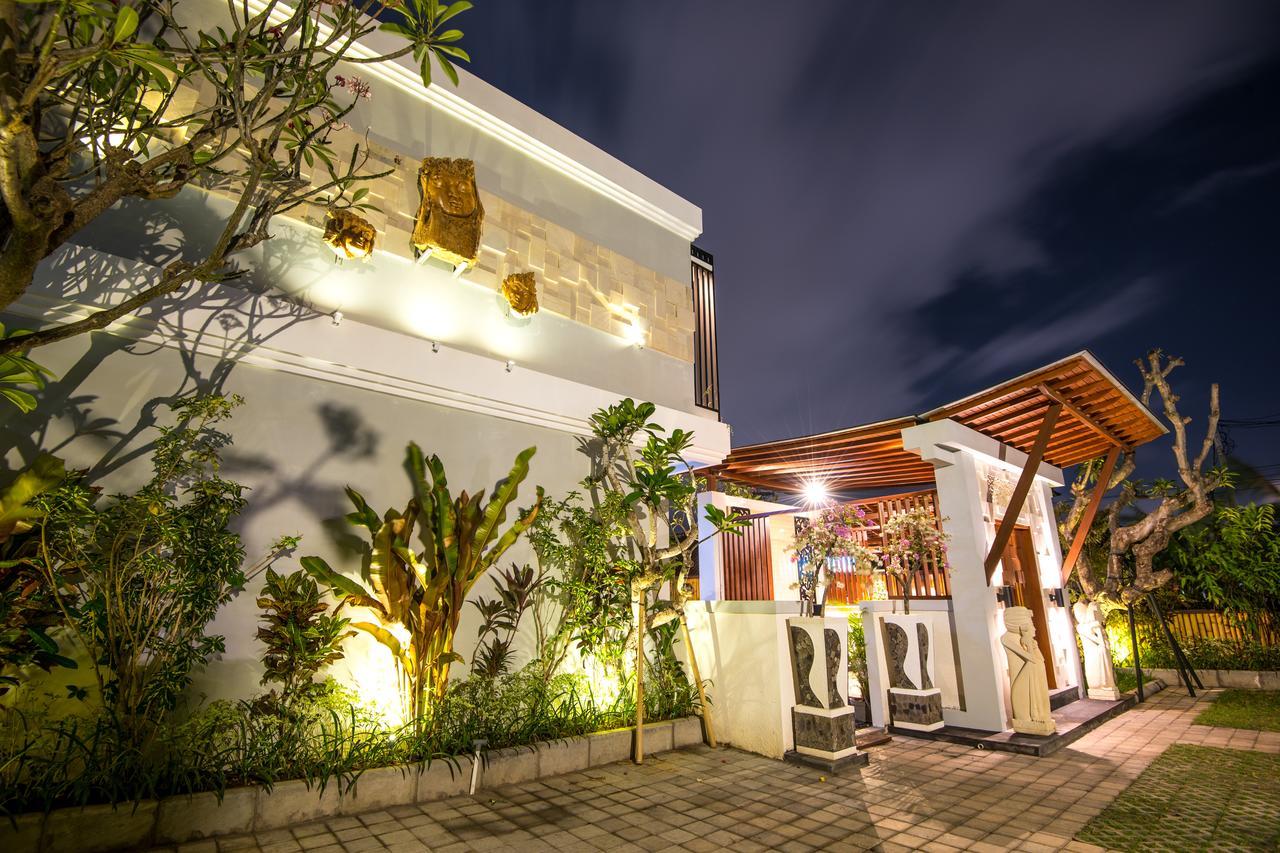 Legian Bisma Suite Кута Екстериор снимка