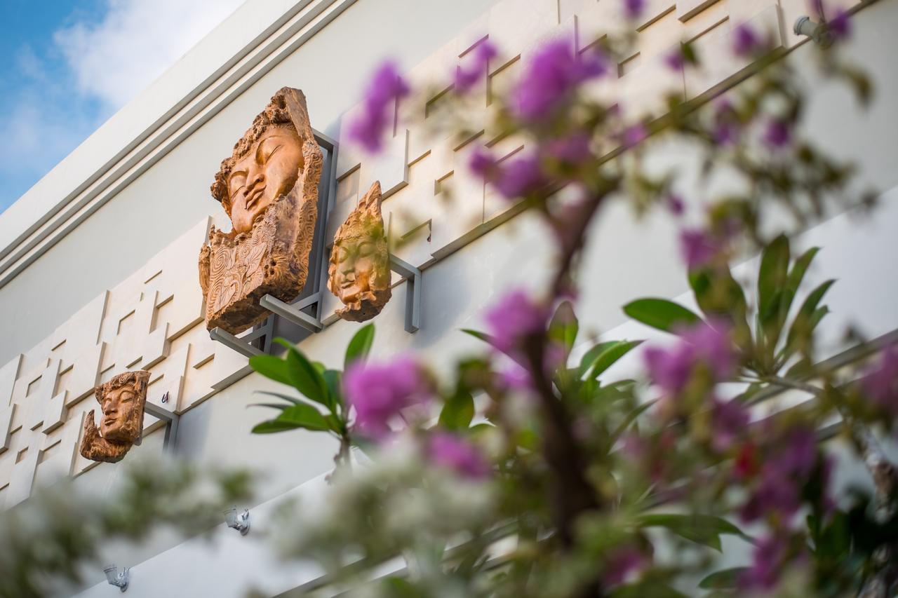 Legian Bisma Suite Кута Екстериор снимка