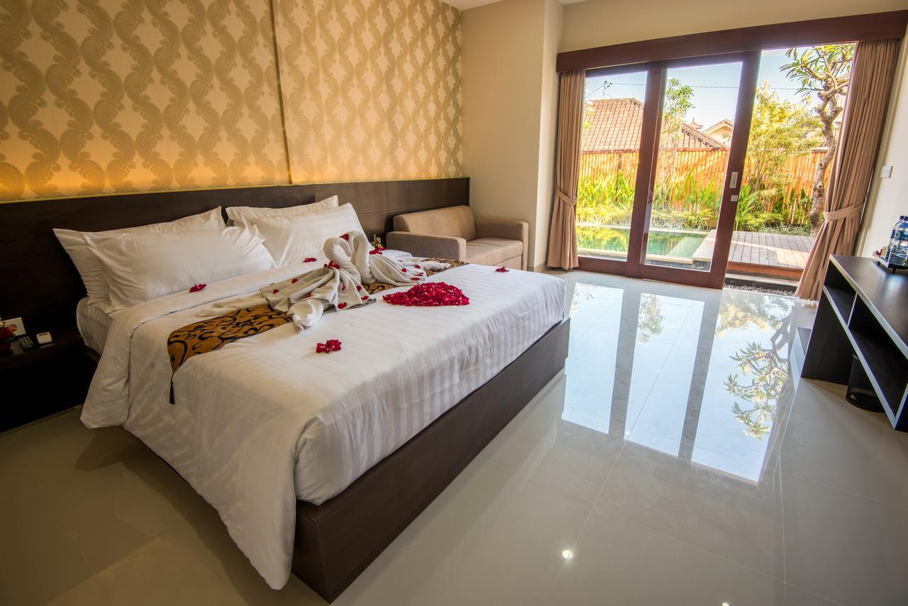 Legian Bisma Suite Кута Екстериор снимка